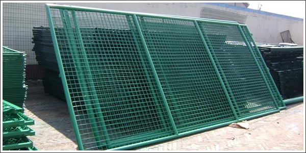 各種新穎樣式的框架式pvc電焊網(wǎng)片